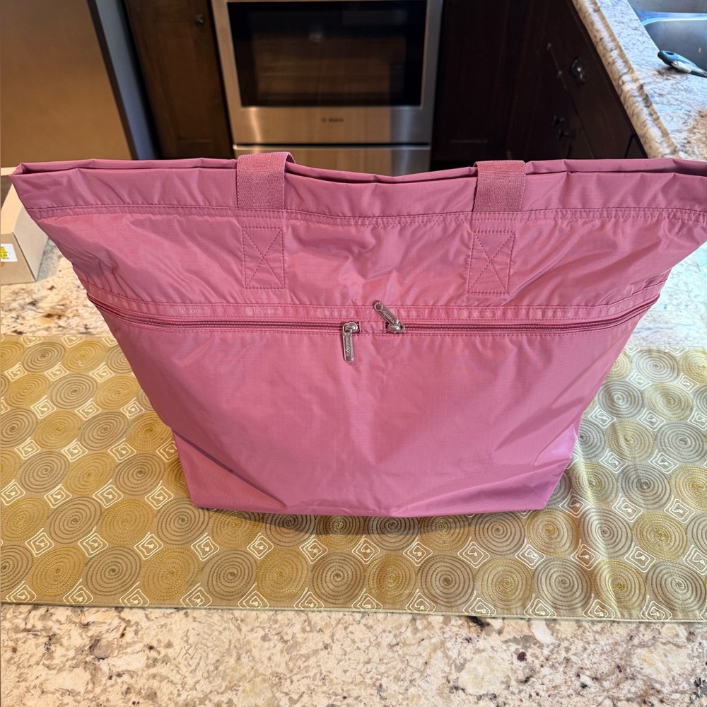 NEW Le SportSac Lightweight Carlin Zip Top Large Tote Bag In Mauve
